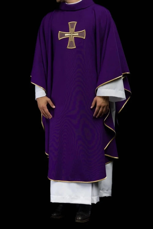 Purple Chasuble with gold IHS embroidery - Variant I - gallery view 8