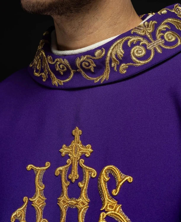 Purple Chasuble with gold IHS embroidery - Variant II - gallery view 3