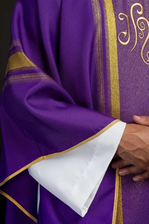 Purple Chasuble with gold IHS embroidery - Variant V - gallery view 5
