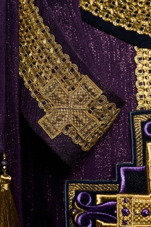 Purple Chasuble with hand decoration with natural stones - Variant I - gallery view 9