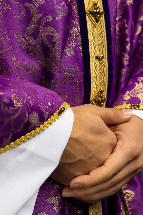 Purple Chasuble with hand decoration with natural stones - Variant II - gallery view 5