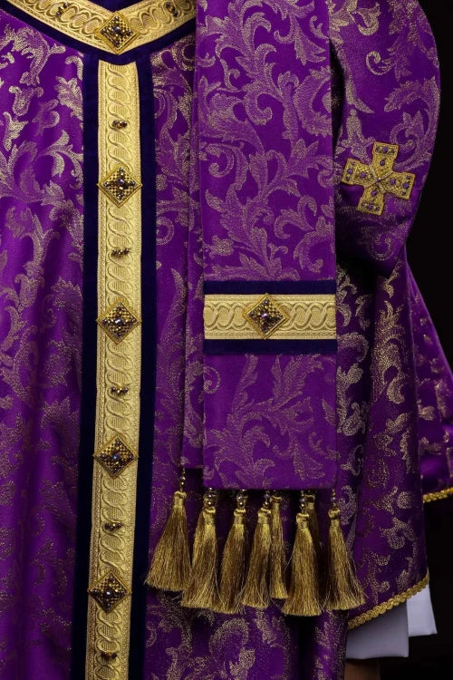Purple Chasuble with hand decoration with natural stones - Variant II - gallery view 6