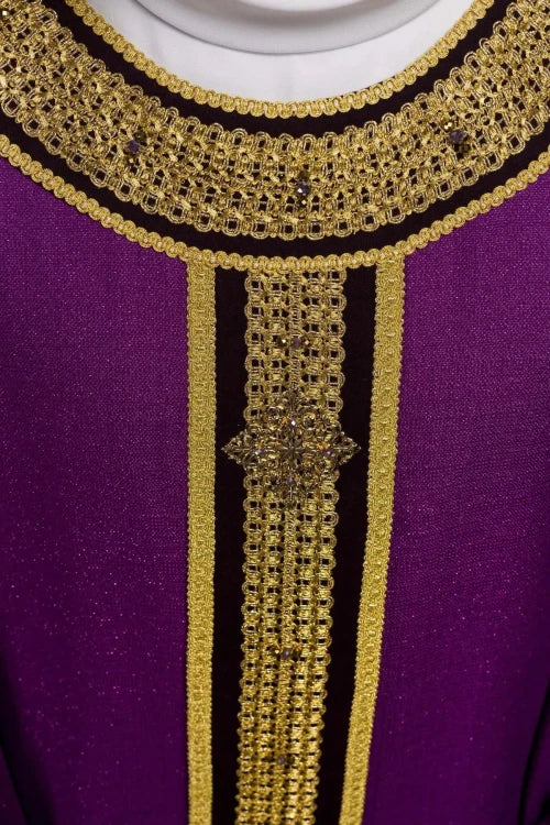 Purple Chasuble with hand decoration with natural stones - Variant III - gallery view 5