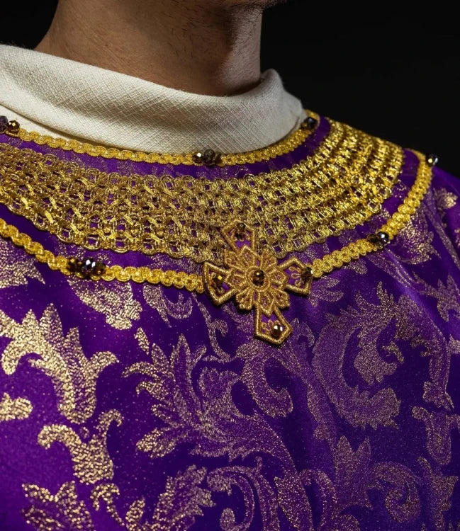 Purple Chasuble with hand decoration with natural stones - Variant IV - gallery view 3