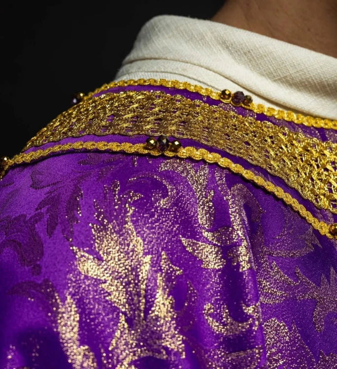 Purple Chasuble with hand decoration with natural stones - Variant IV - gallery view 4