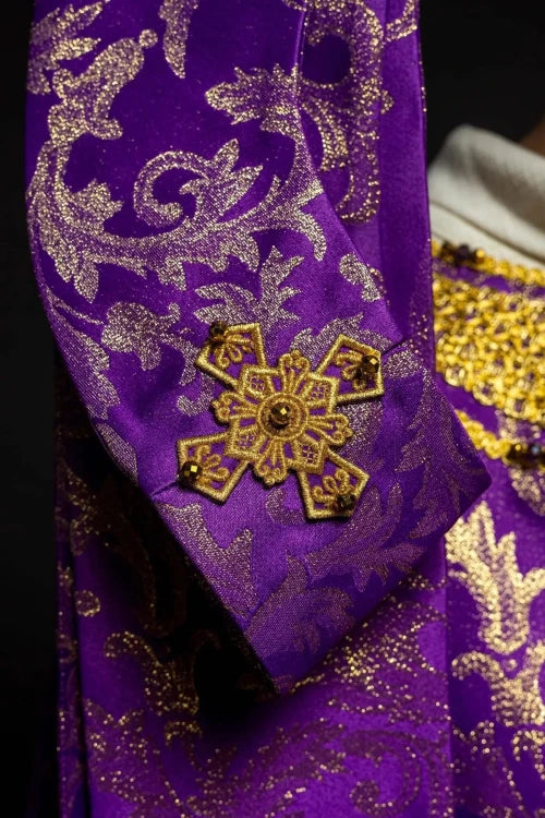 Purple Chasuble with hand decoration with natural stones - Variant IV - gallery view 8