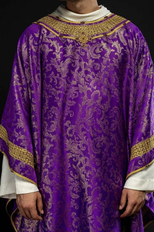 Purple Chasuble with hand decoration with natural stones - Variant IV - gallery view 10