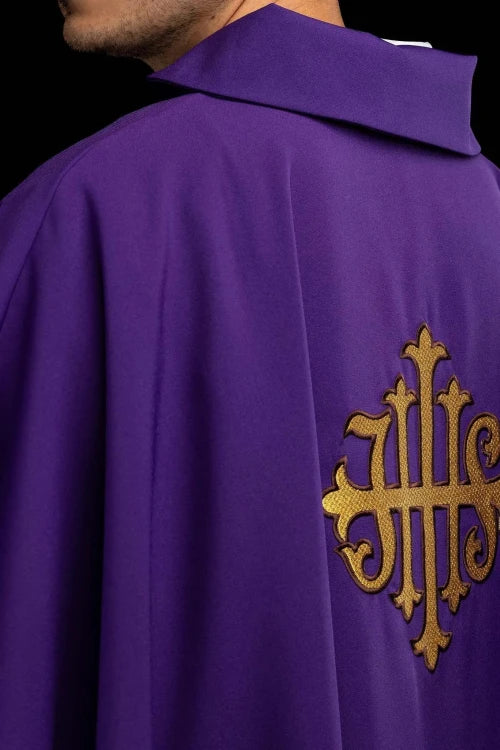Purple Chasuble with IHS embroidery and wide collar - gallery view 7