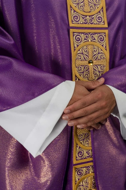 Purple Chasuble with modern embroidery and decorative stones - Variant I - gallery view 4