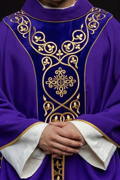 Purple Chasuble with rich embroidery on a velvet panel - Variant I - gallery view 1