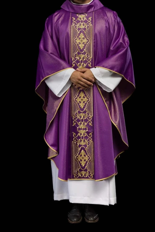 Purple Chasuble with shimmering purple embroidery - gallery view 9