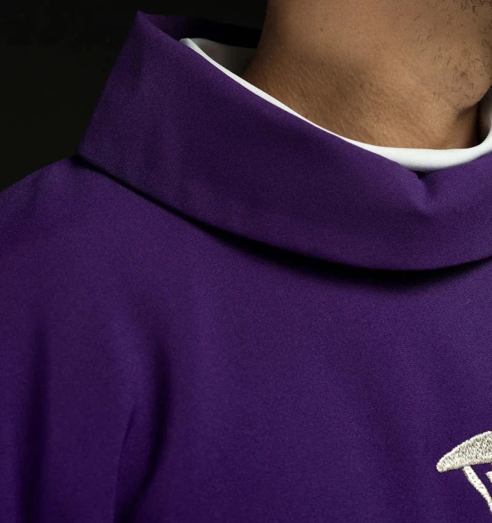 Purple Chasuble with silver cross embroidery - gallery view 7