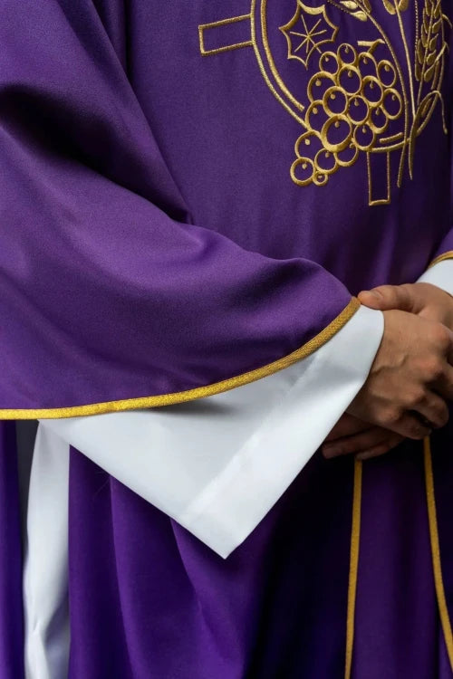Purple Chasuble with wheat and cross embroidery - Variant II - gallery view 4
