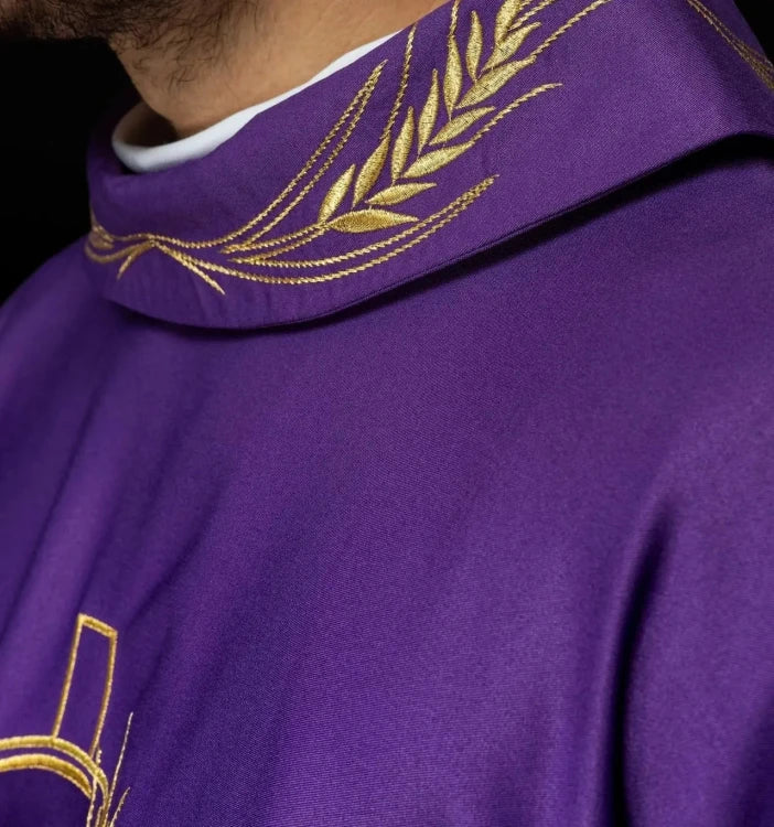 Purple Chasuble with wheat and cross embroidery - Variant II - gallery view 5