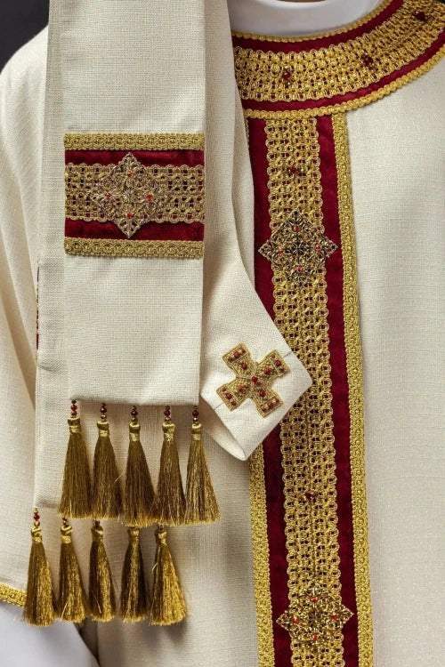 Ecru Chasuble with hand-finished natural-stone decoration — decoration detail