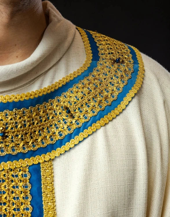 Ecru Chasuble with hand-finished natural-stone decoration – Variant II — decoration detail