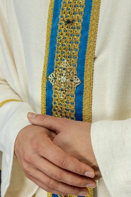 Ecru Chasuble with hand-finished natural-stone decoration – Variant II — back view