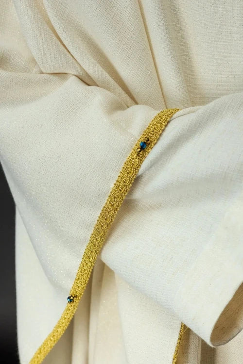 Ecru Chasuble with hand-finished natural-stone decoration – Variant II — side view