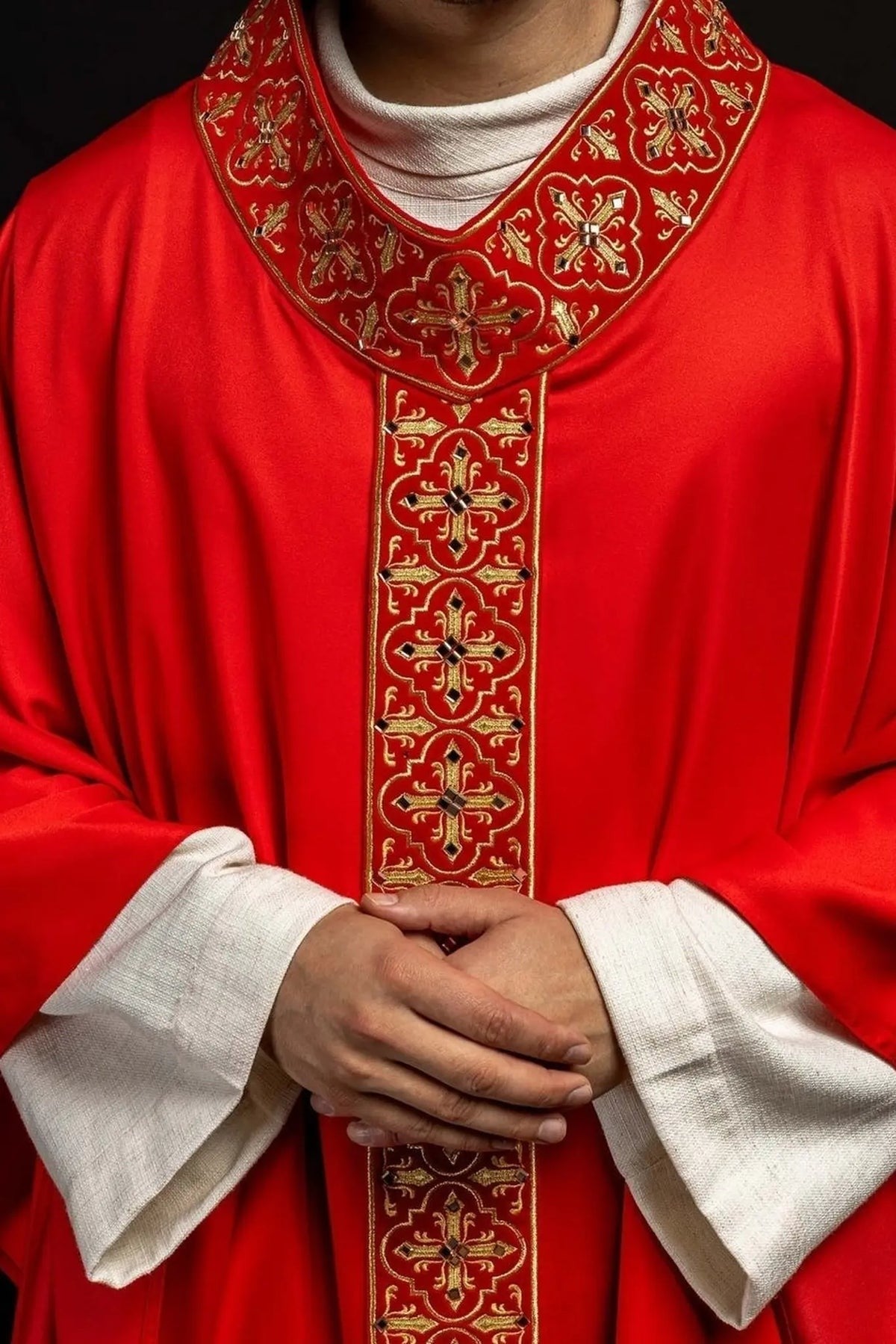 Red Chasuble Decorated with 500 Stones and Narrow Band — product view