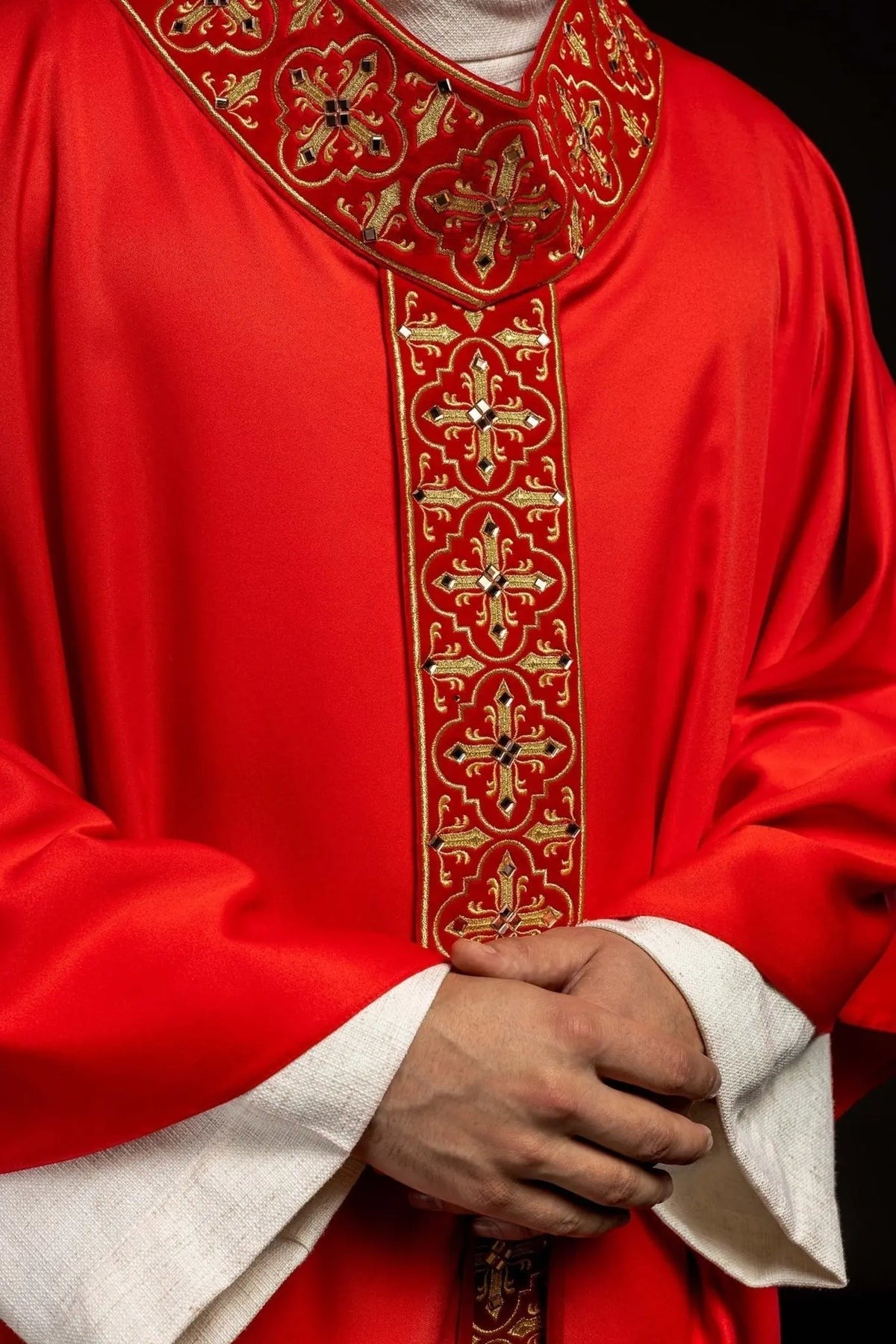 Red Chasuble Decorated with 500 Stones and Narrow Band — symbol detail