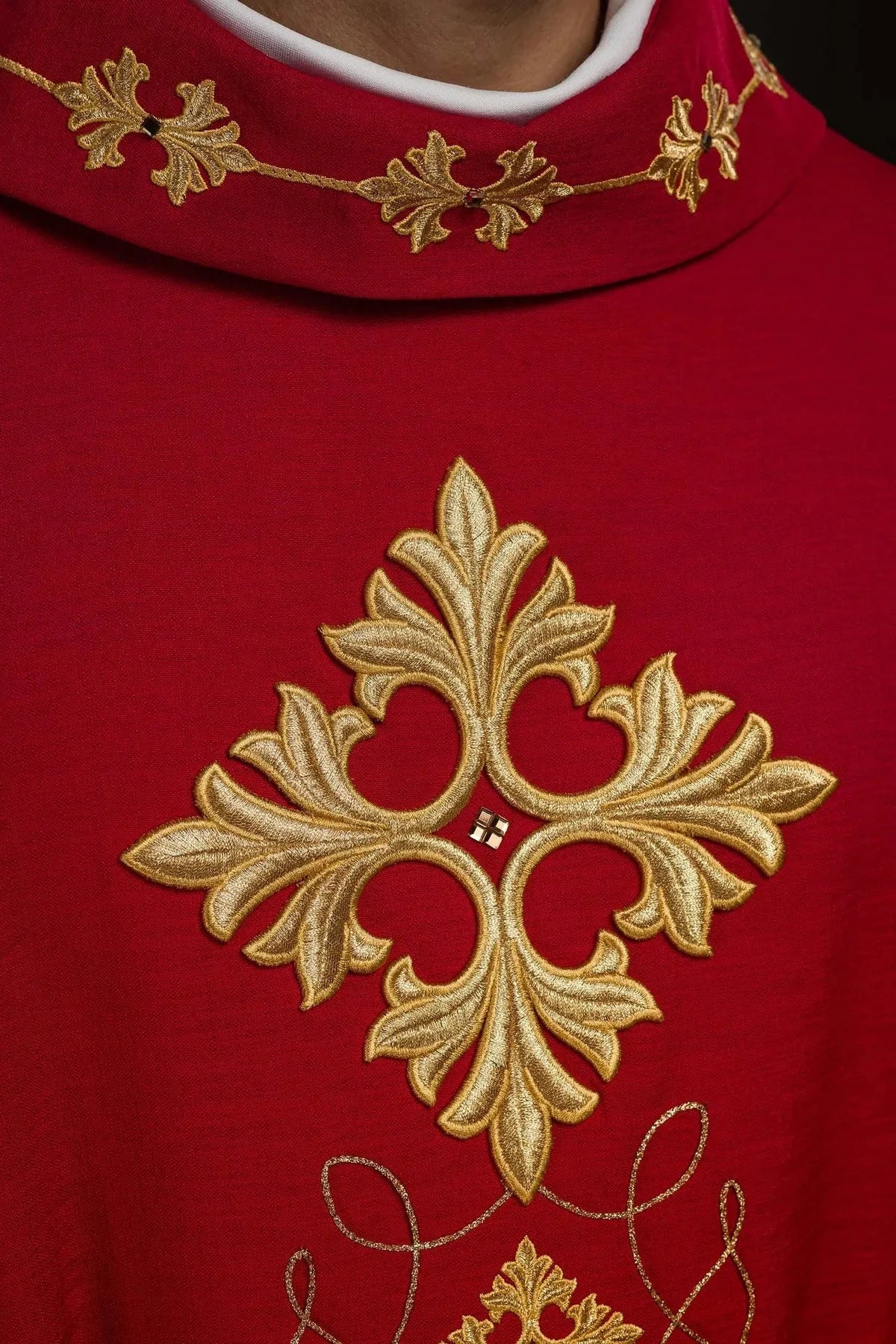 Richly Embroidered Red Chasuble with Cord and Decorative Stones — collar finish