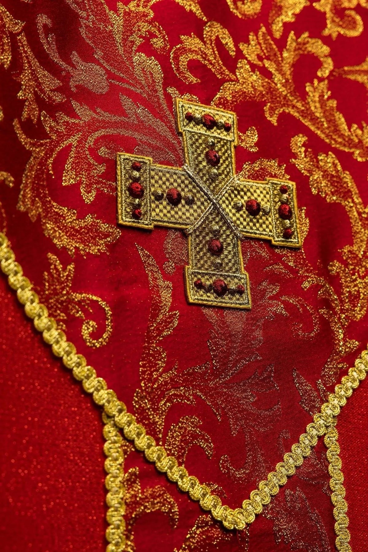 Red Chasuble with Cross and Jacquard Fabric — front view