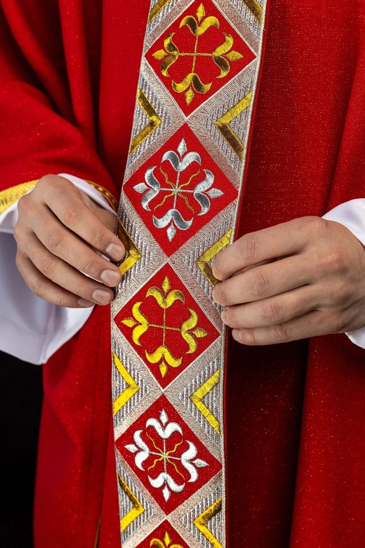 Red Chasuble with Decorative Embroidered Band — collar finish
