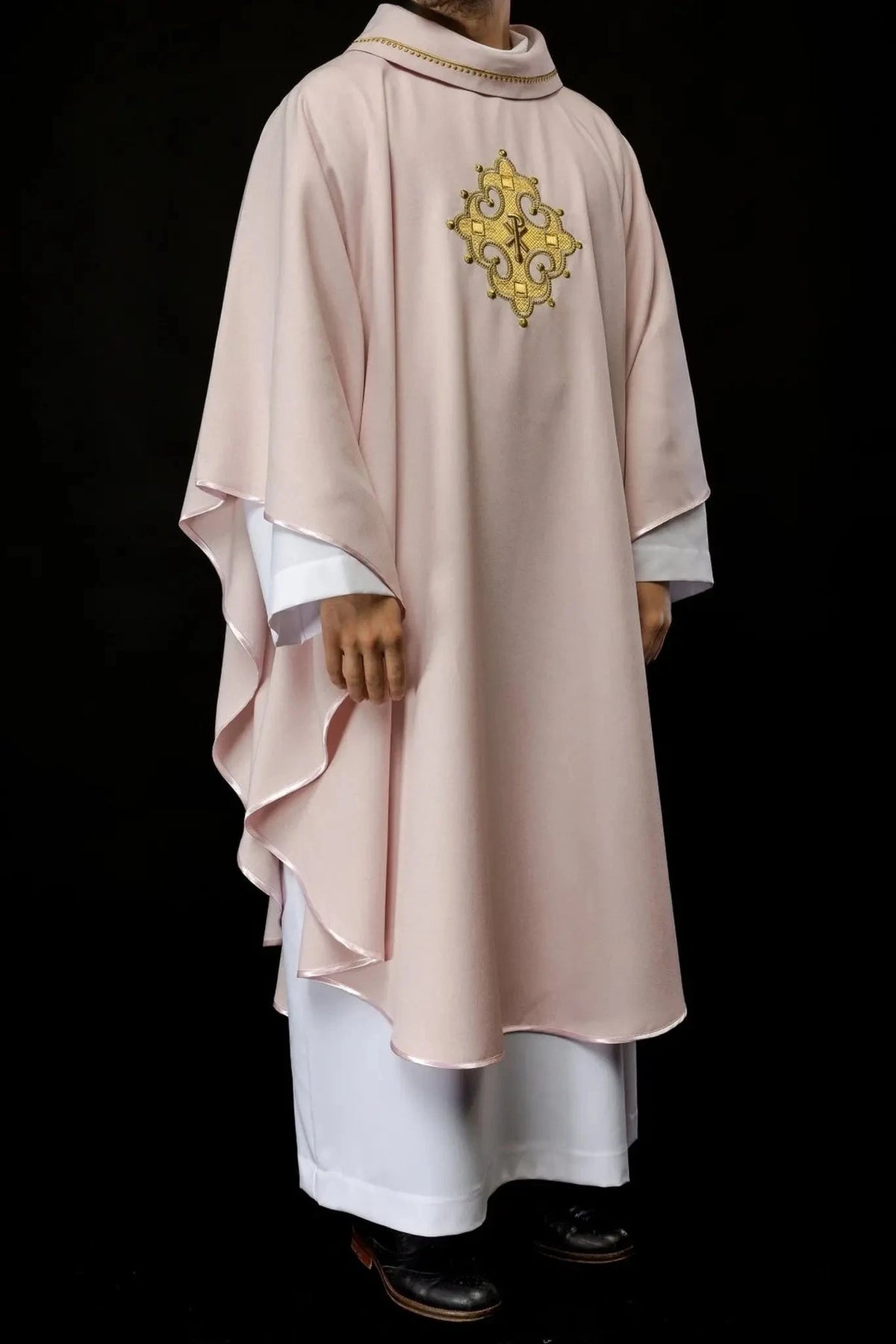 Pink Chasuble with Ornamental Cross - Variant II - detail 2