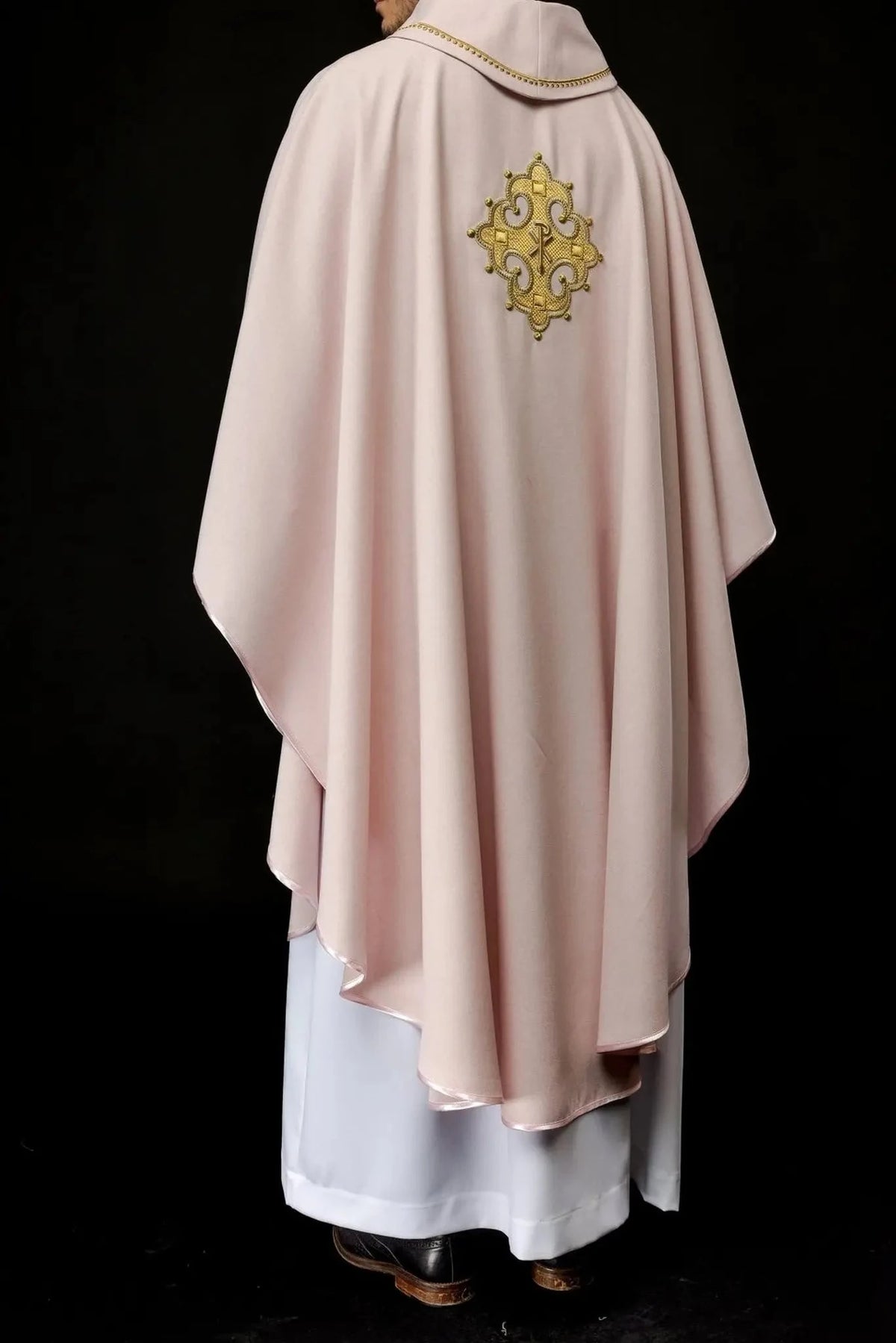 Pink Chasuble with Ornamental Cross - Variant II - detail 8