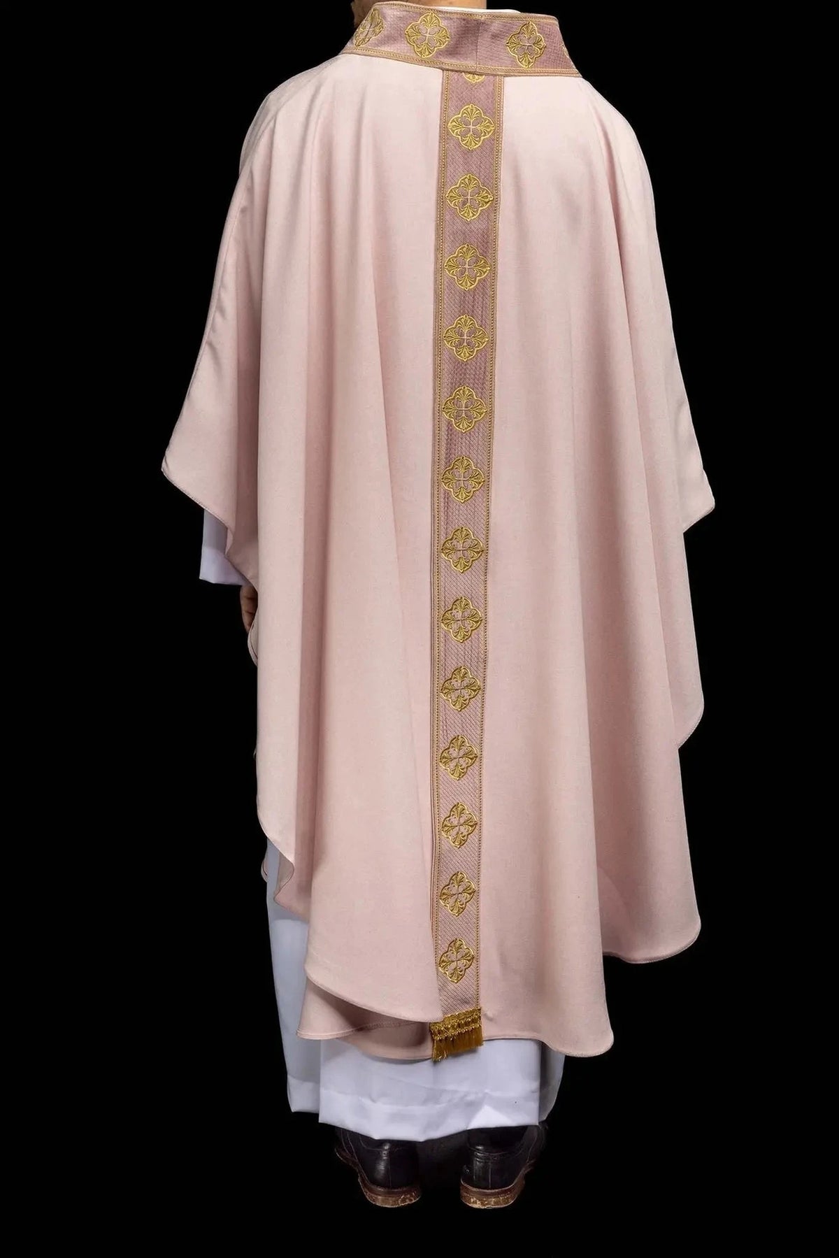 Pink Chasuble with Embroidered Cross Orphrey - Variant II - detail 8