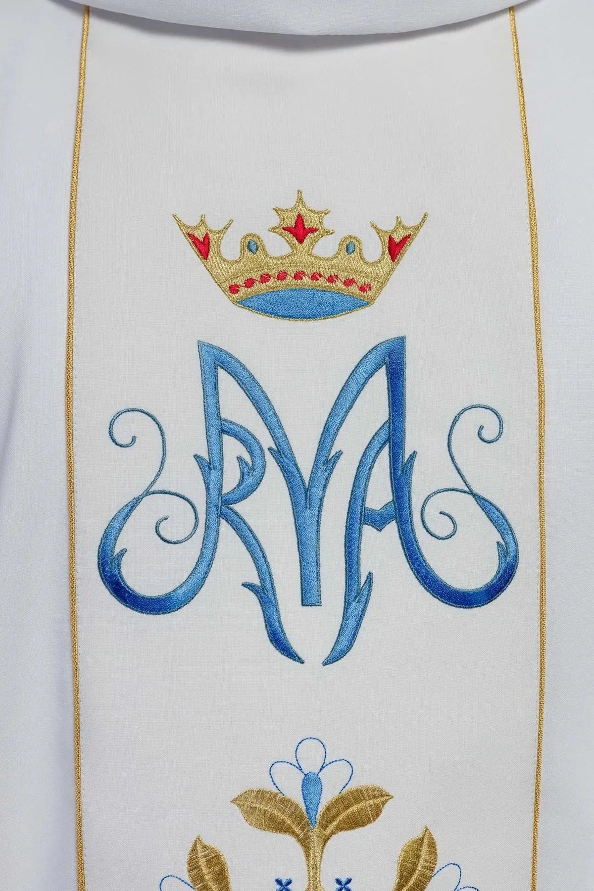 Roll collar — White Marian Chasuble with Embroidered Panel and Cross